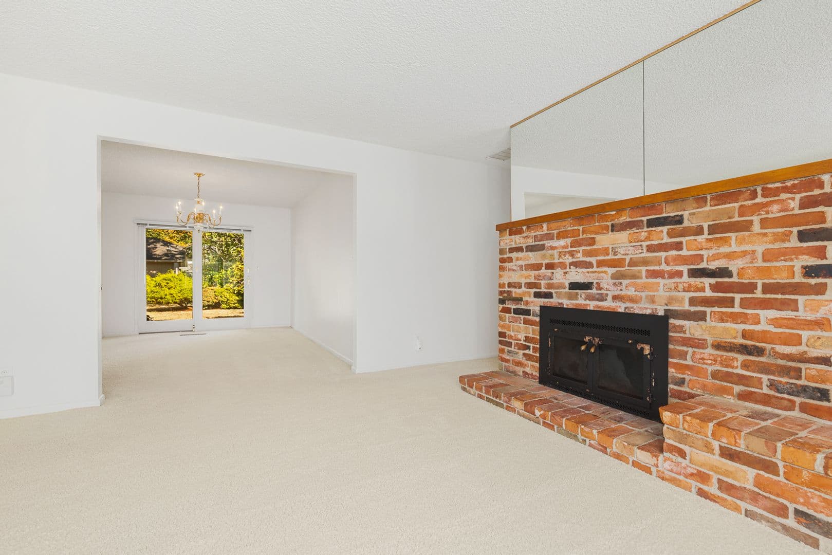 Shoreline House: 1828 N 163rd Street