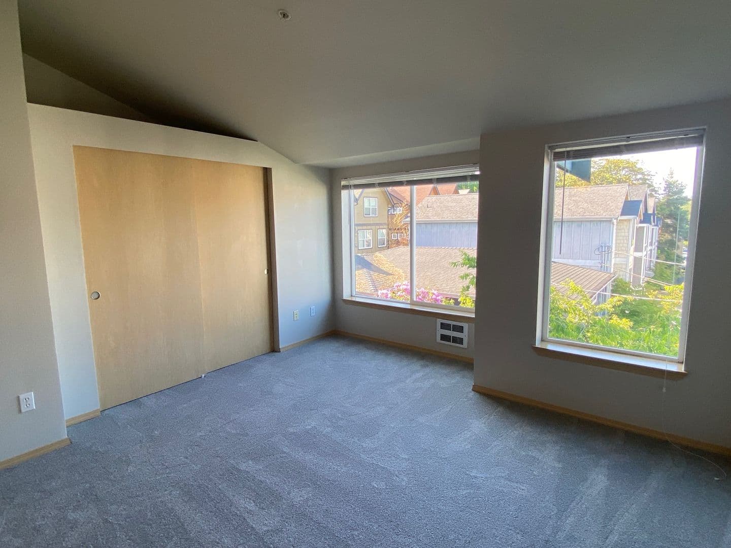 Seattle Townhome: 2418 SW Holden St.