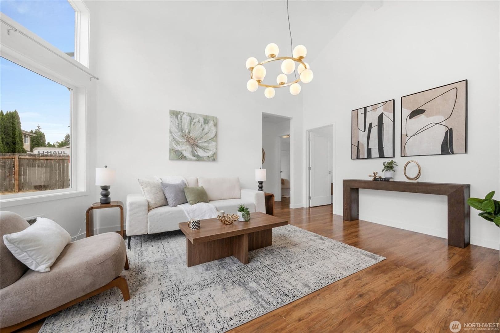 Kirkland House: 10530 124th Ave NE