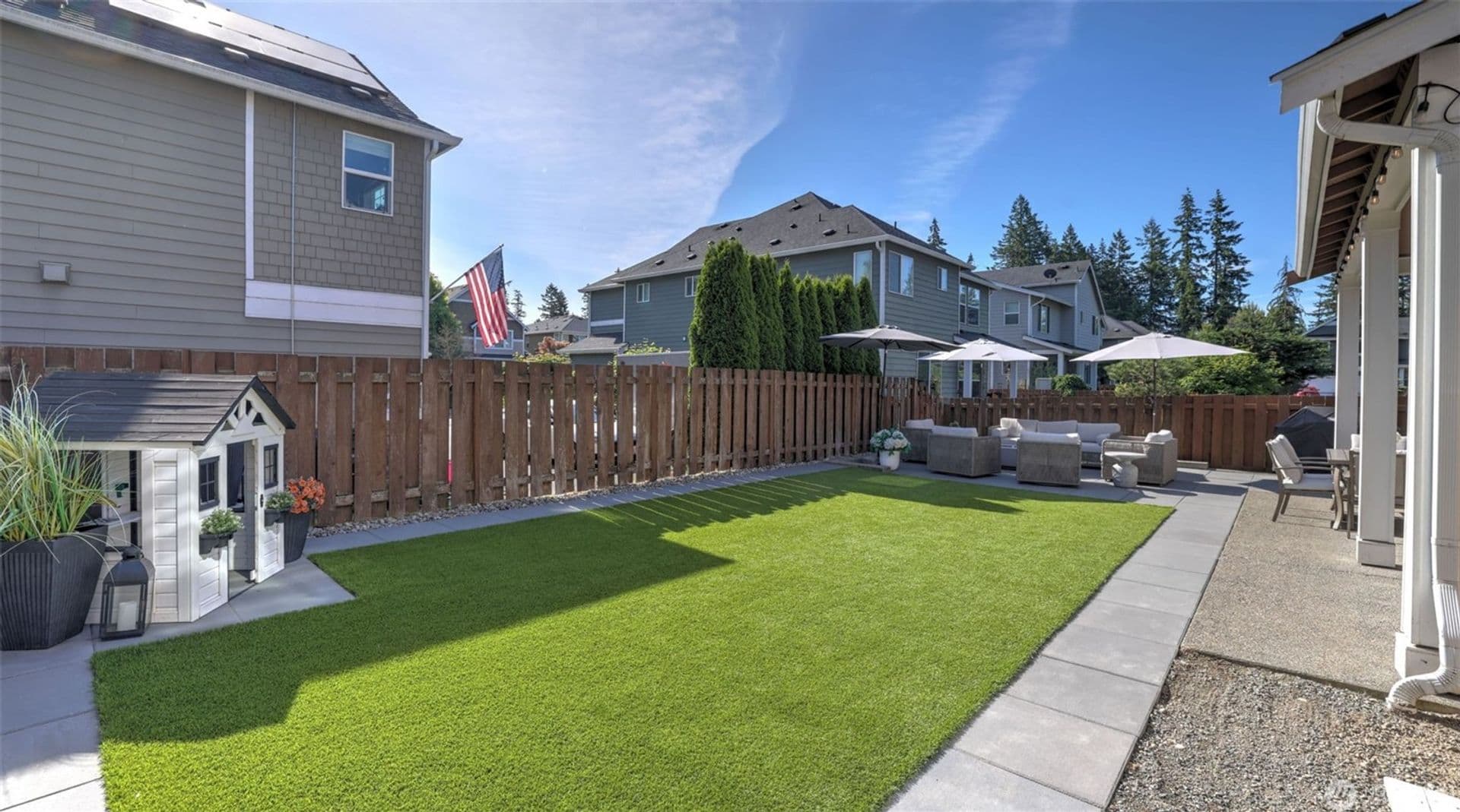 Maple Valley House: 27442 209th CT SE
