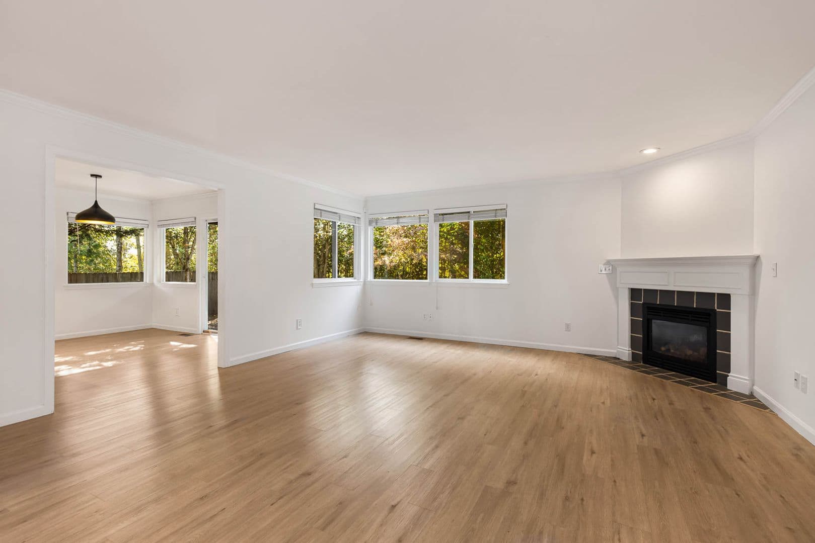 Mill Creek House: 3912 141st Pl SE