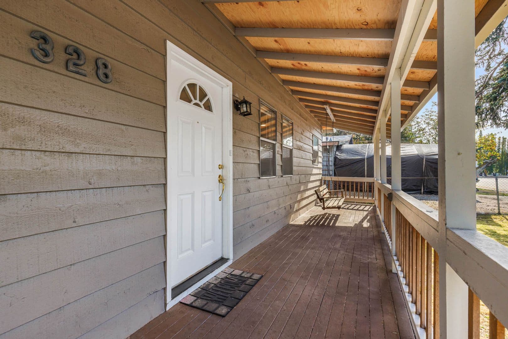 North Bend House: 328 E 2nd St