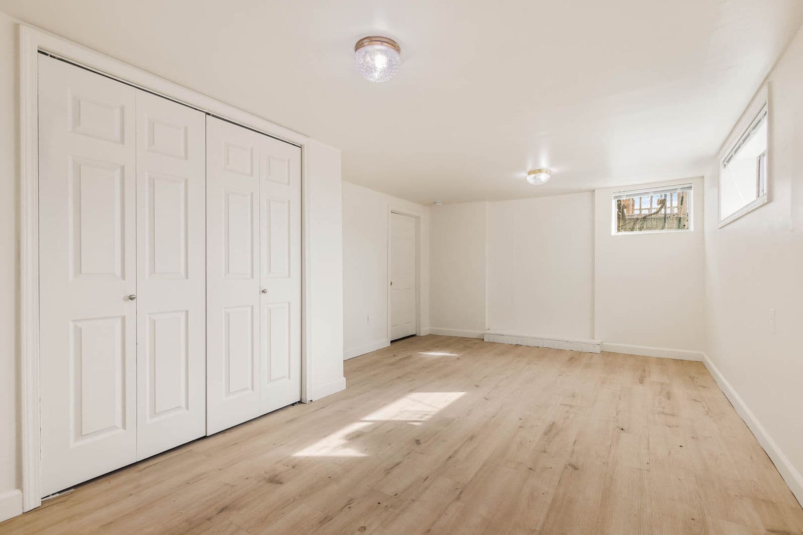Seattle Apartment: 4610 S Holden St