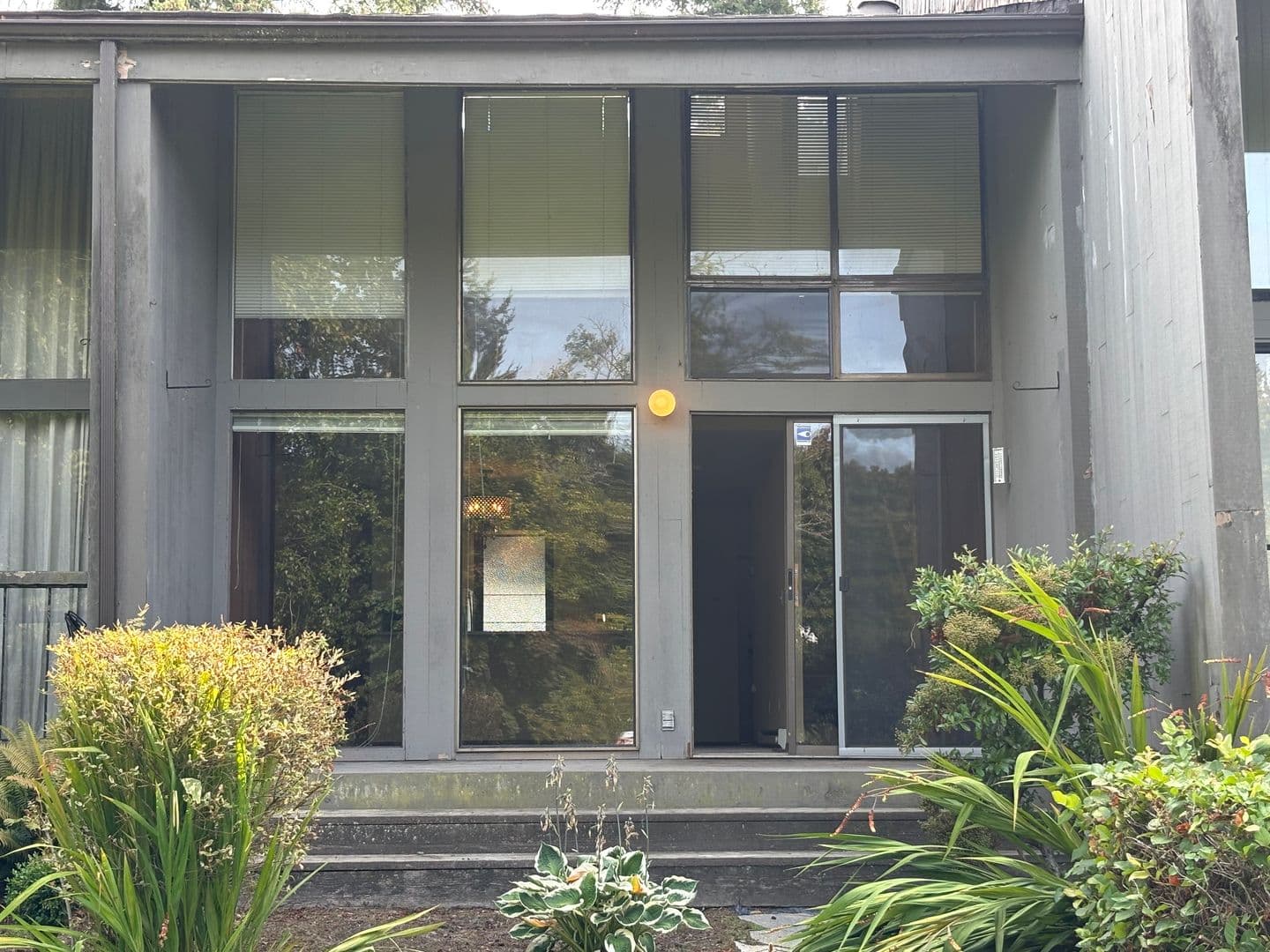Redmond House: 13832 NE 66th Street