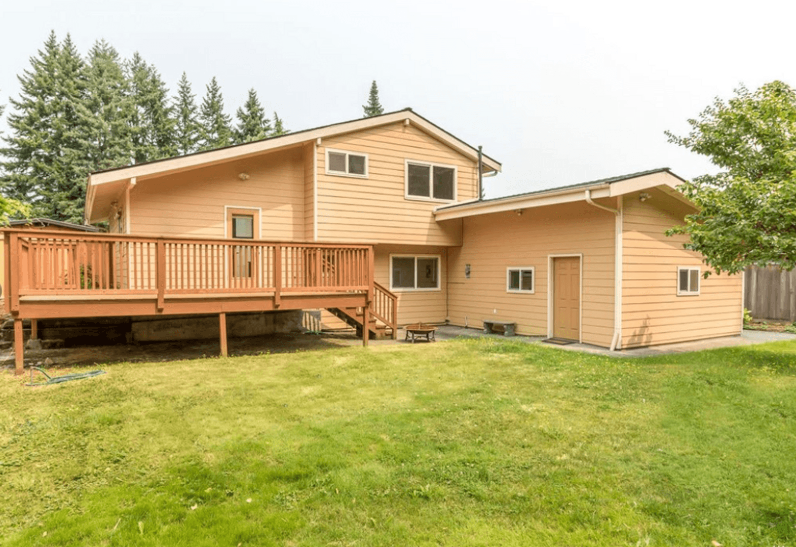 Redmond House: 15809 NE 53rd Street