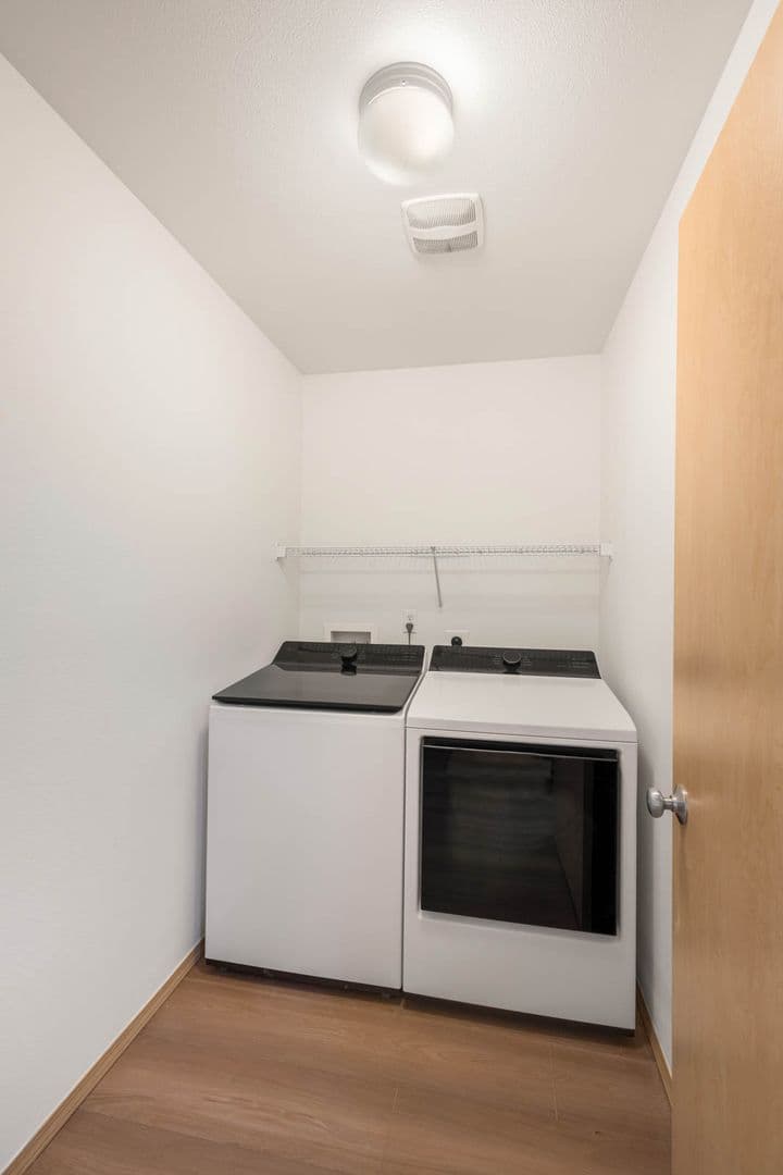 Sammamish House: 24811 SE 19th Street