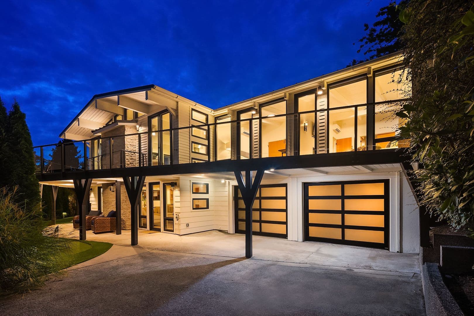 Kirkland House: 631 11th Avenue W