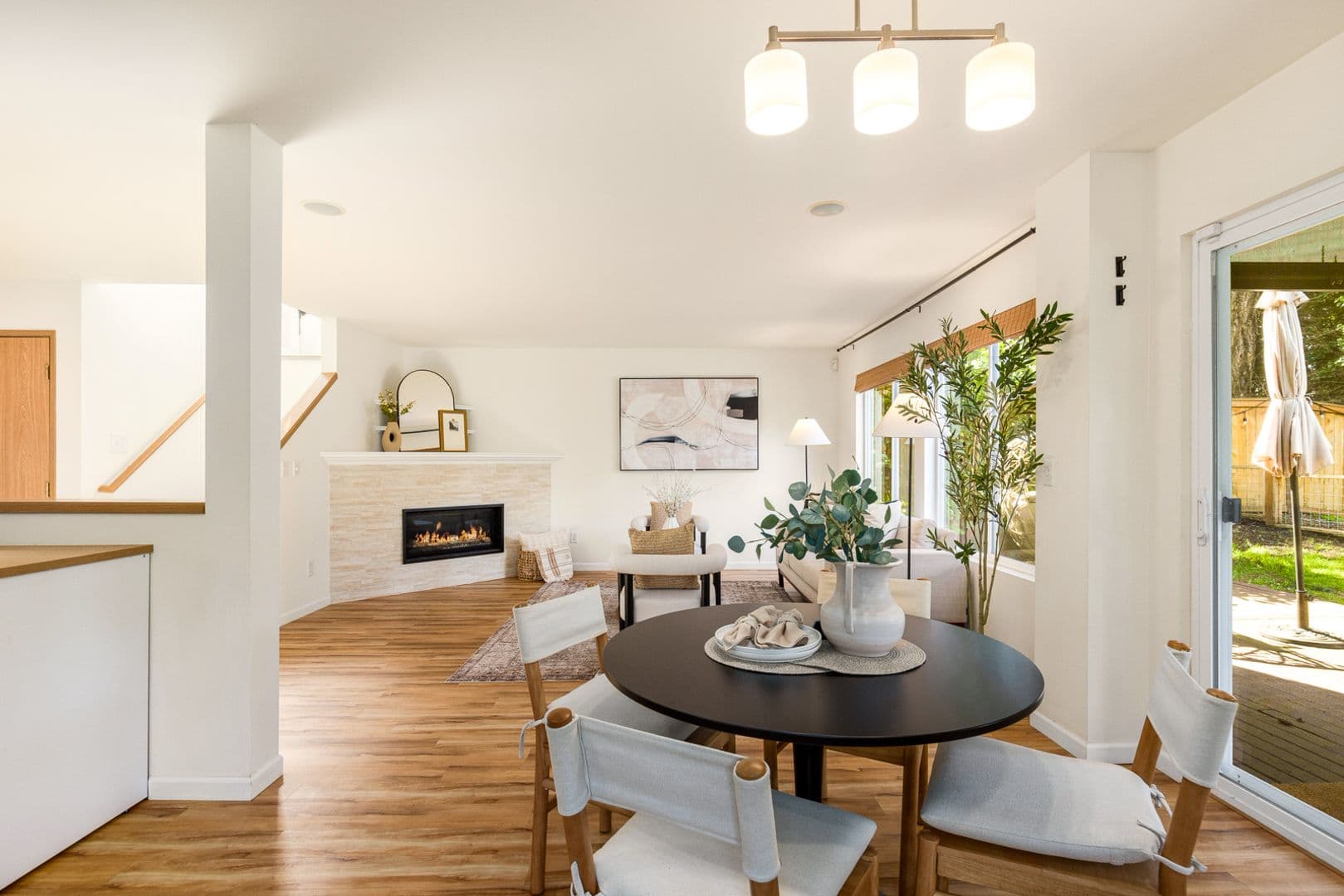 Bothell House: 17427 92nd Ave NE