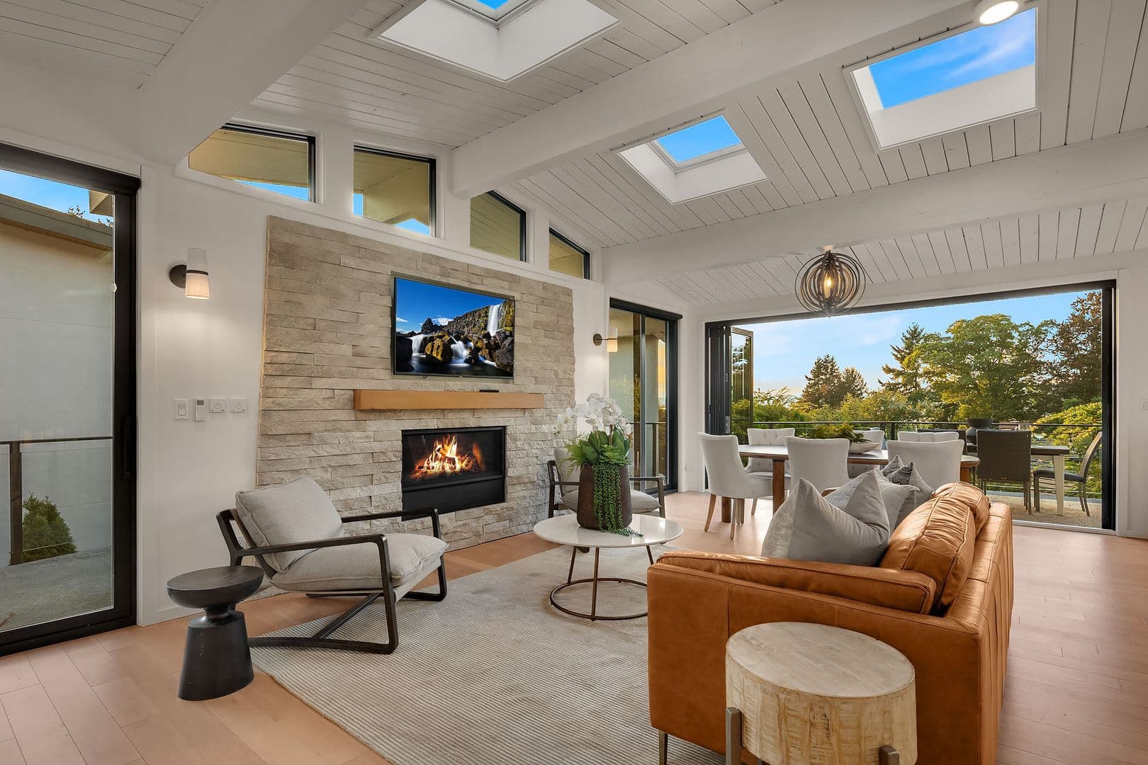 Kirkland House: 631 11th Avenue W