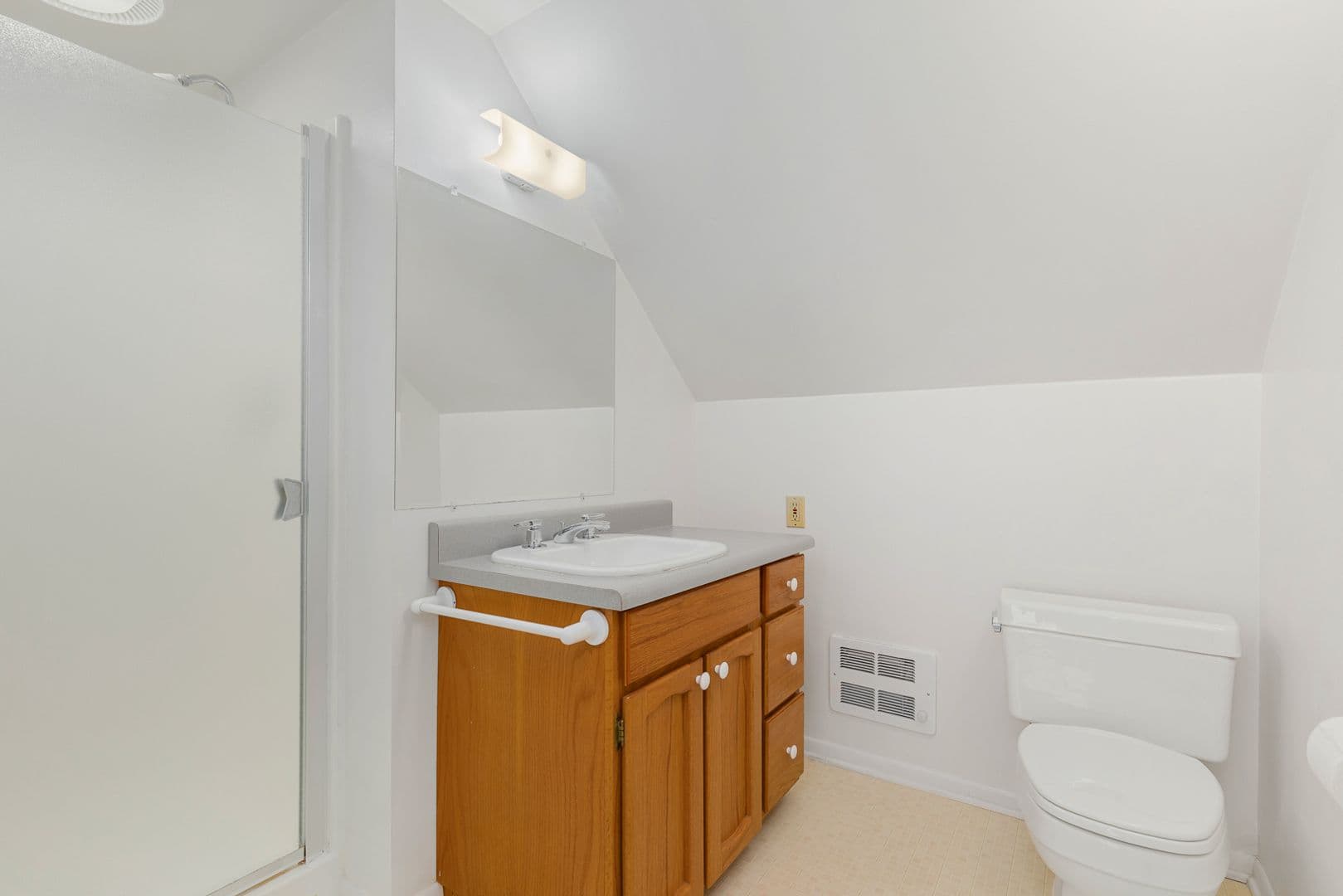 Shoreline House: 1828 N 163rd Street
