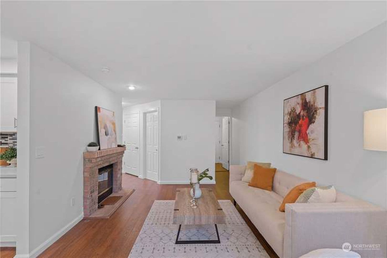 Bellevue House: 14781 NE 3rd St