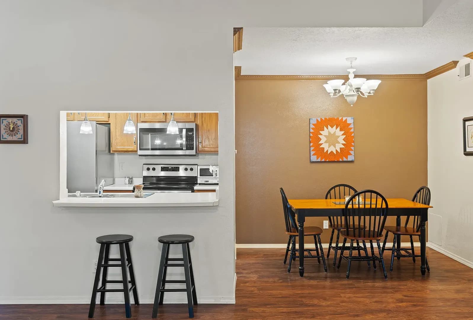 Los Alamos Condo: 505 Oppenheimer Dr. #417
