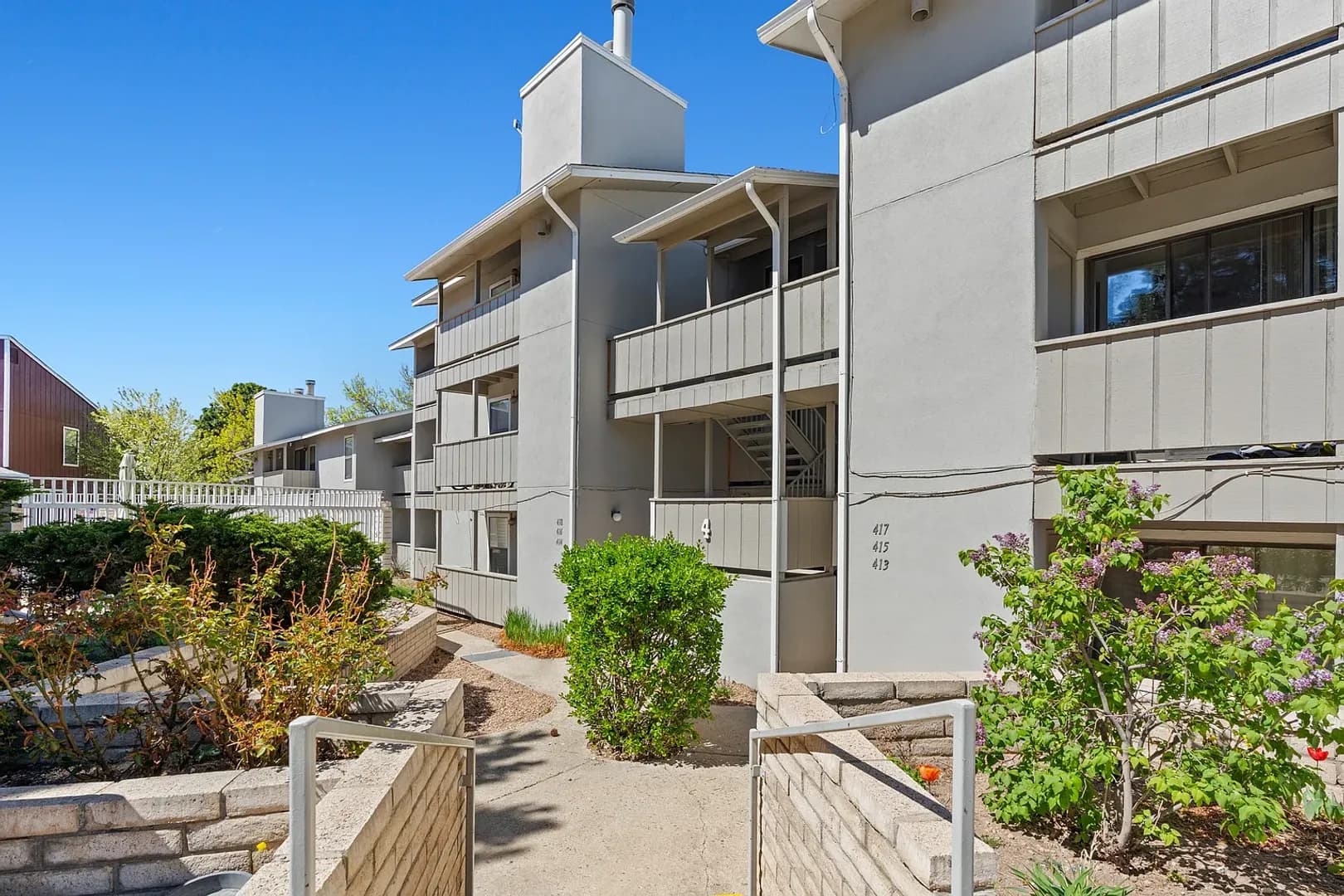 Los Alamos Condo: 505 Oppenheimer Dr. #417