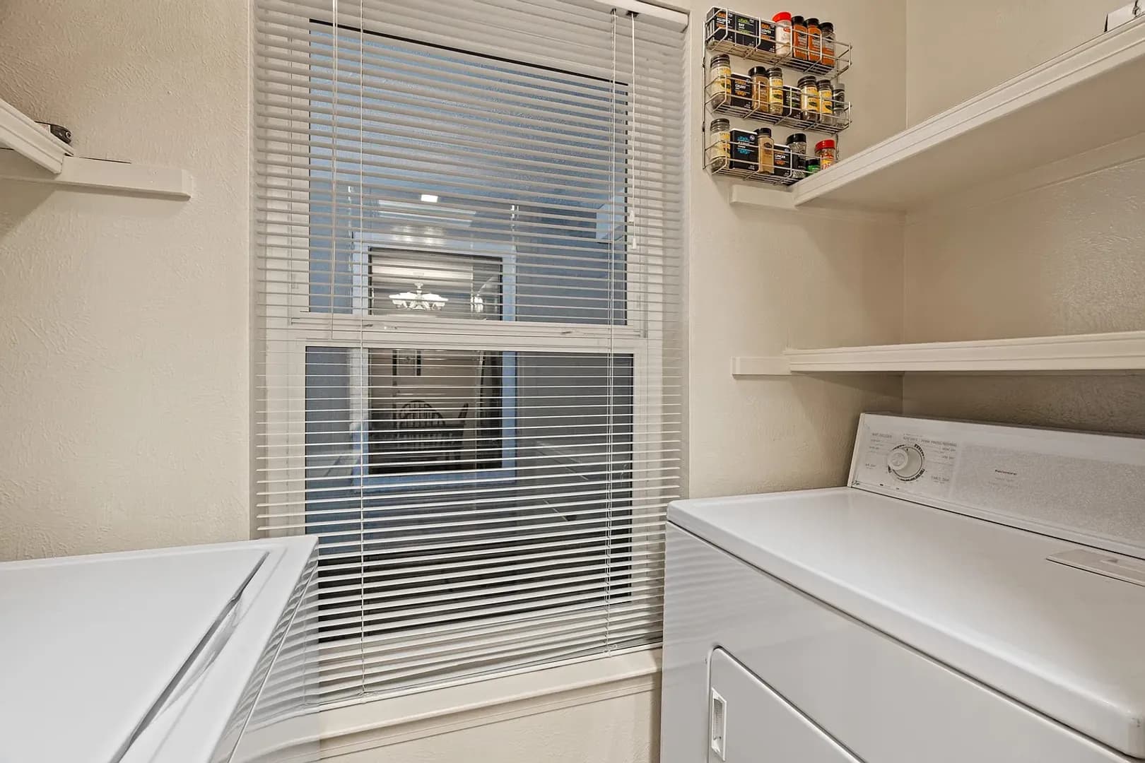Los Alamos Condo: 505 Oppenheimer Dr. #417