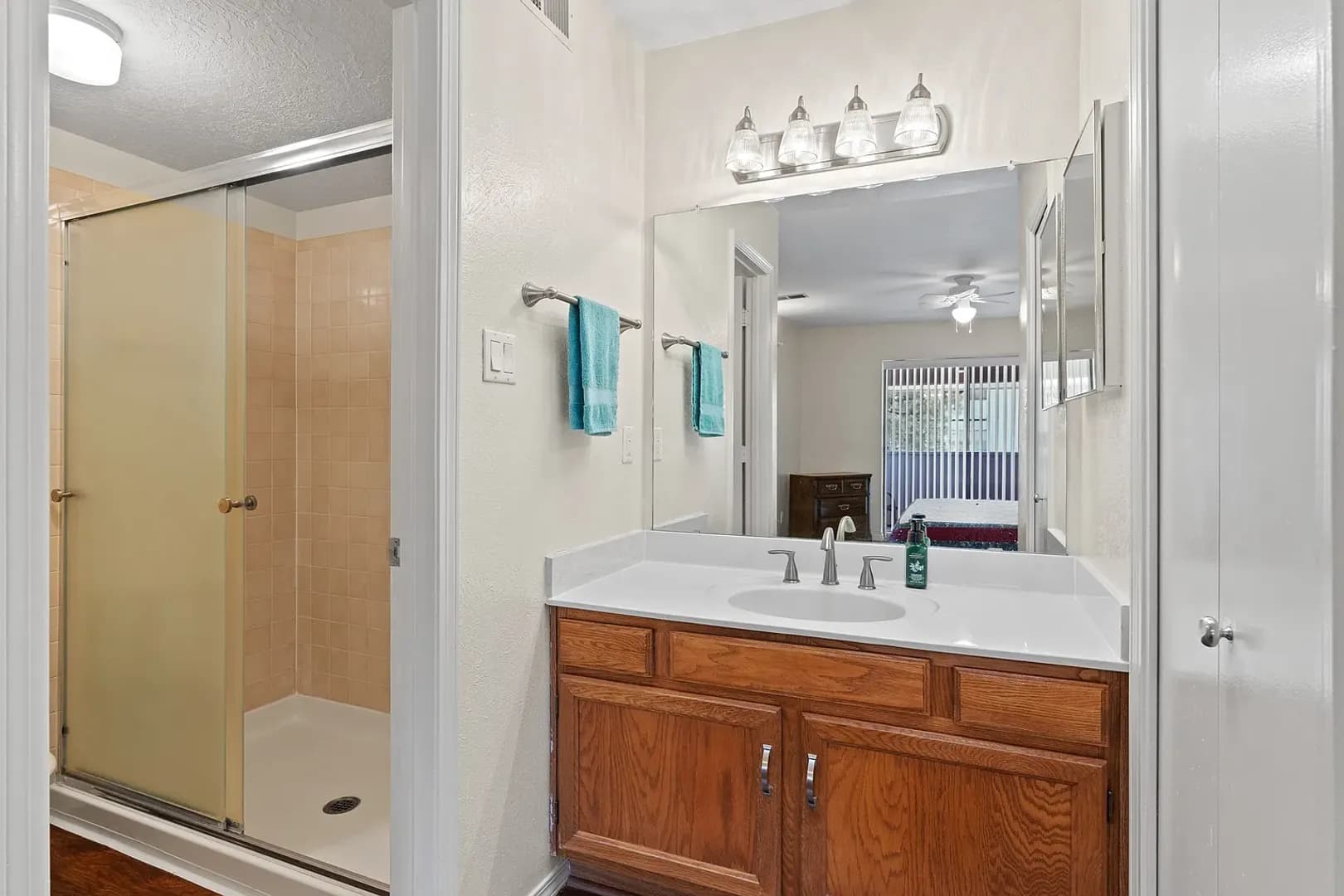 Los Alamos Condo: 505 Oppenheimer Dr. #417