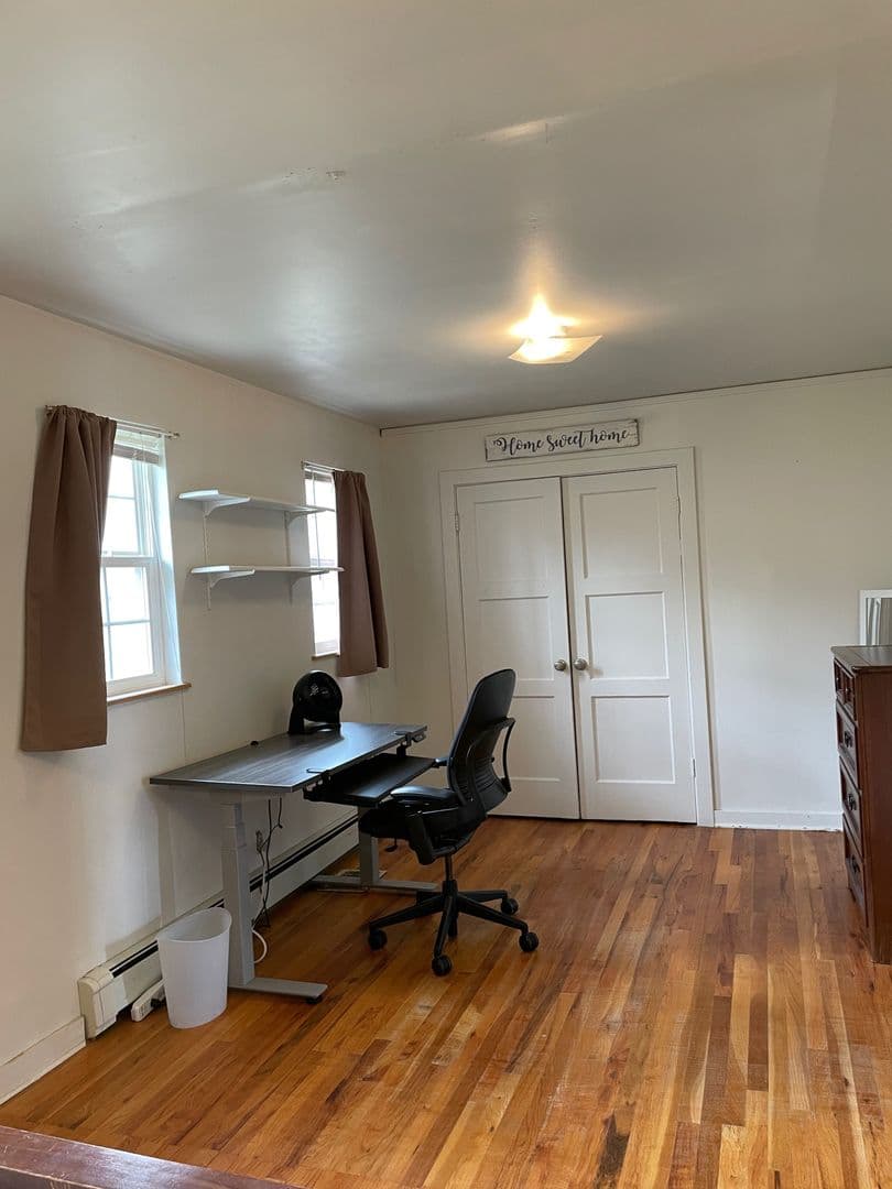 Los Alamos House: 4388 Alabama Ave Apt A