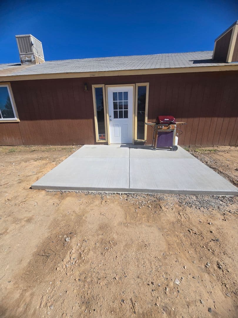 Farmington House: 601 La Canada