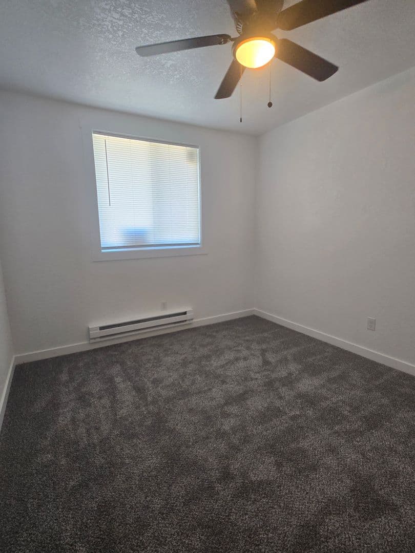Farmington House: 601 La Canada