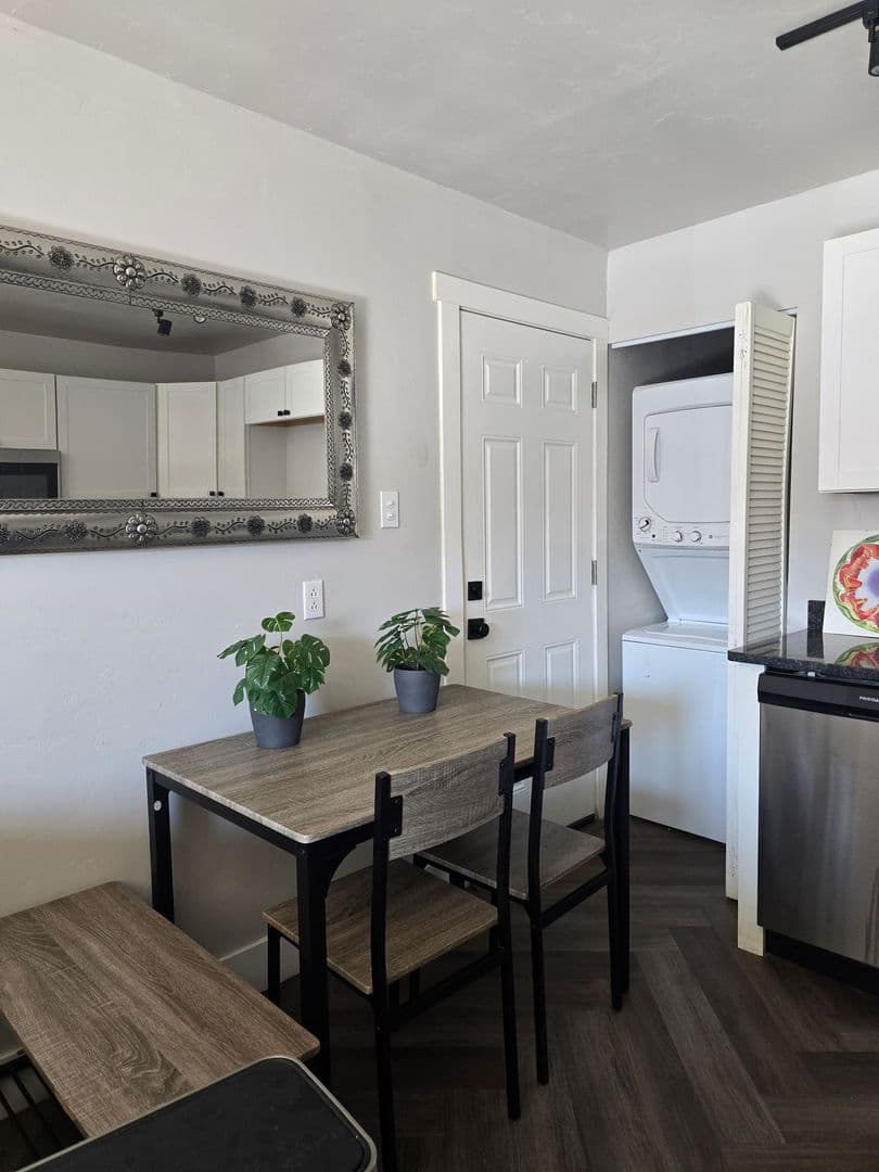 Farmington Apartment: 715 S Laguna