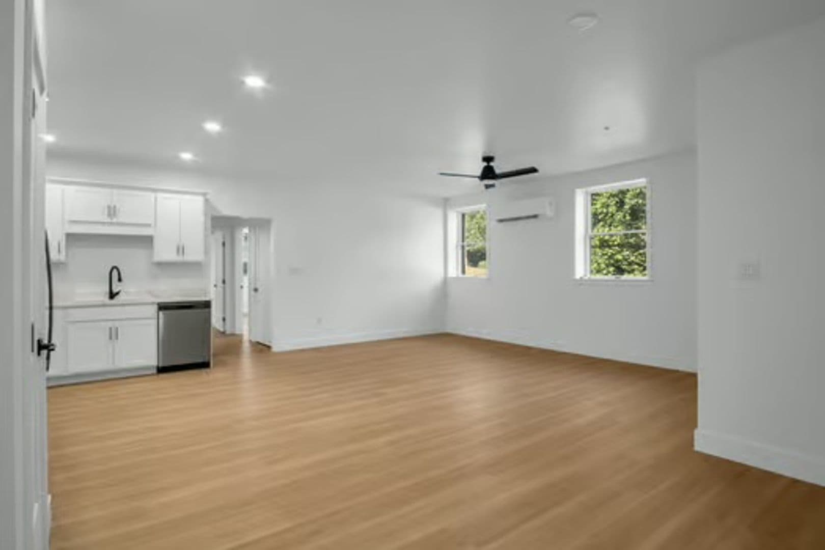 New Cumberland Apartment: 1309 N Bridge Street
