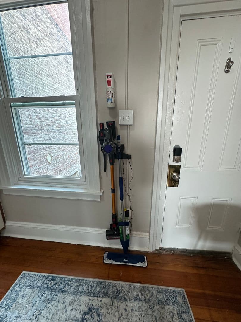 Carlisle Apartment: 156 S Hanover Street