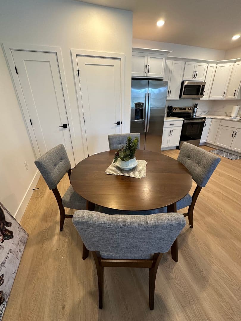 New Cumberland Apartment: 1309 N Bridge Street