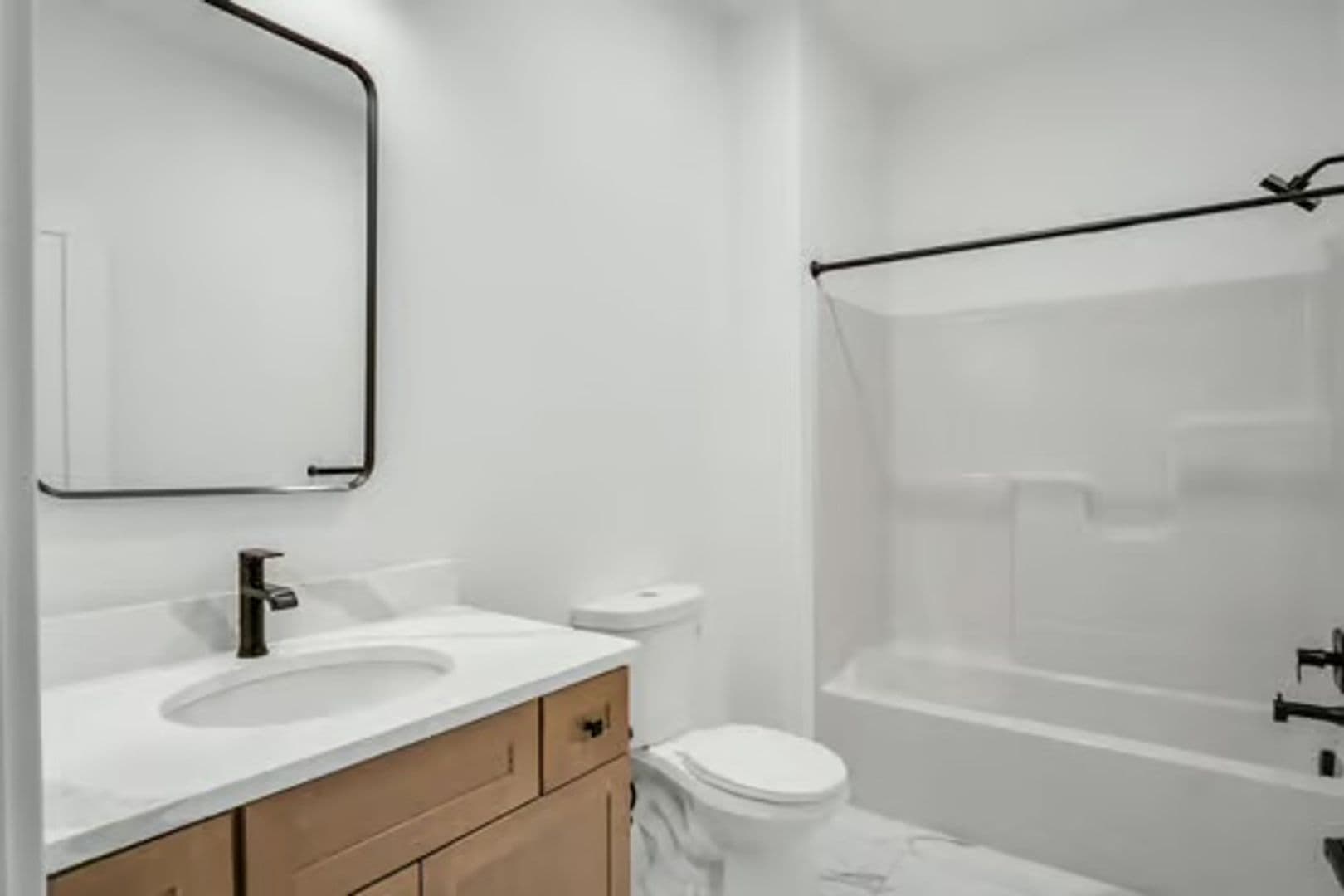 New Cumberland Apartment: 1309 N Bridge Street