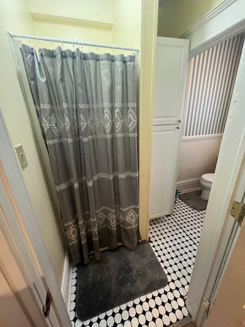 lemoyne Apartment: 325 Hummel Ave