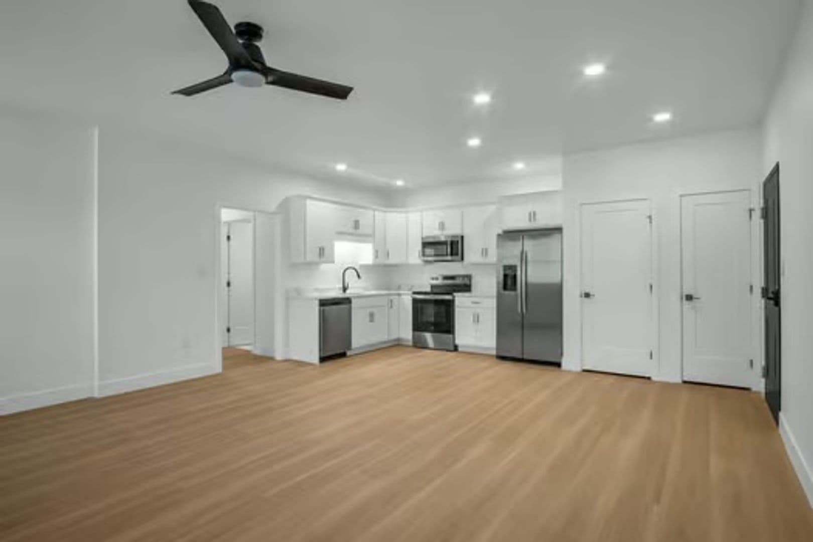 New Cumberland Apartment: 1309 N Bridge Street