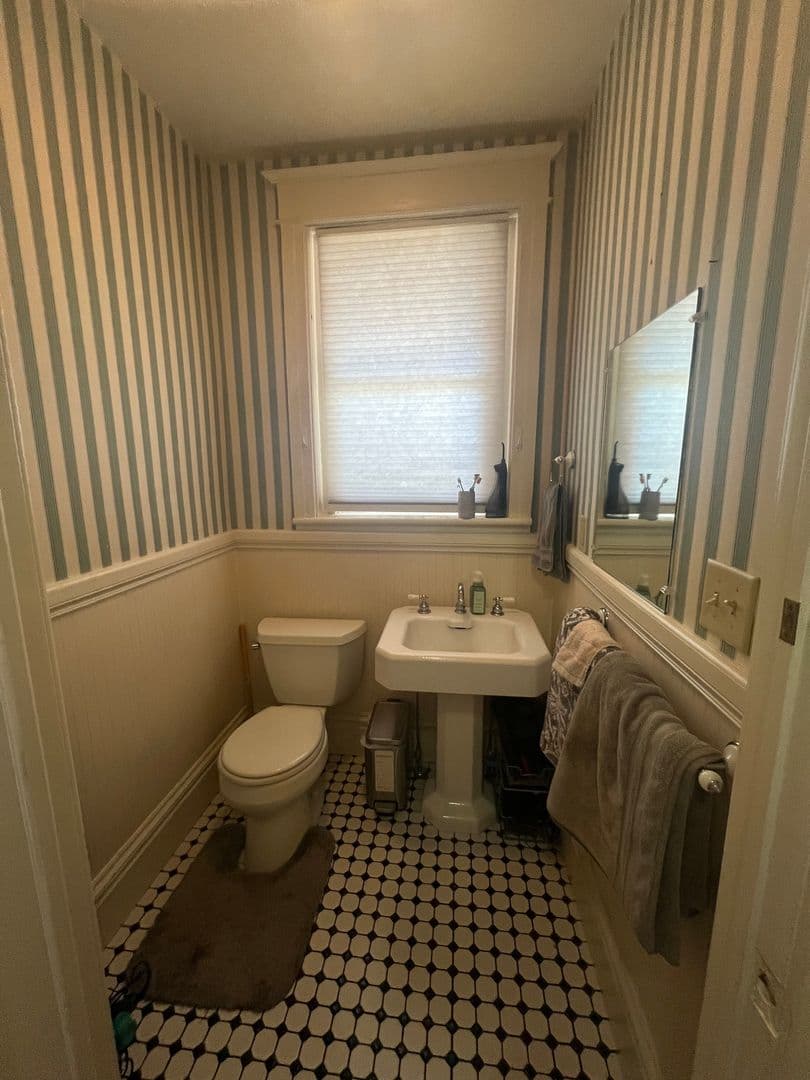 lemoyne Apartment: 325 Hummel Ave