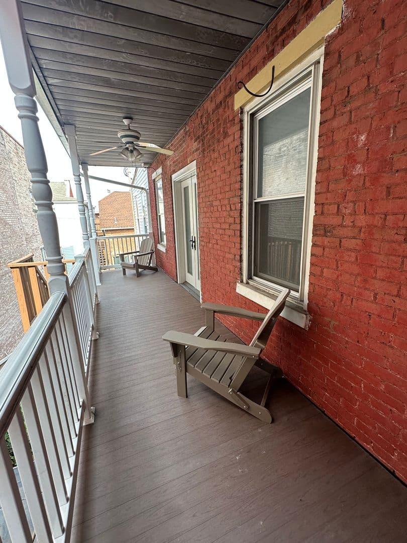 Carlisle Apartment: 156 S Hanover Street
