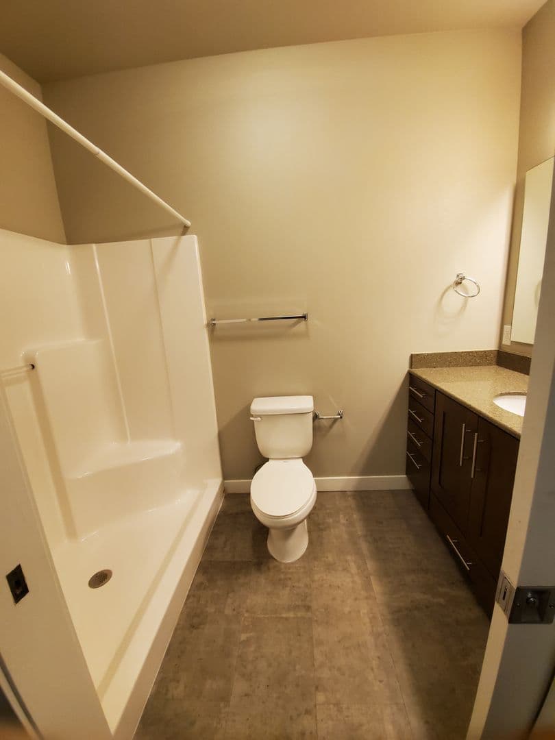 Fargo Apartment: 1632 51st St S
