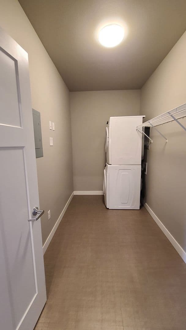 Fargo Apartment: 1632 51st St S