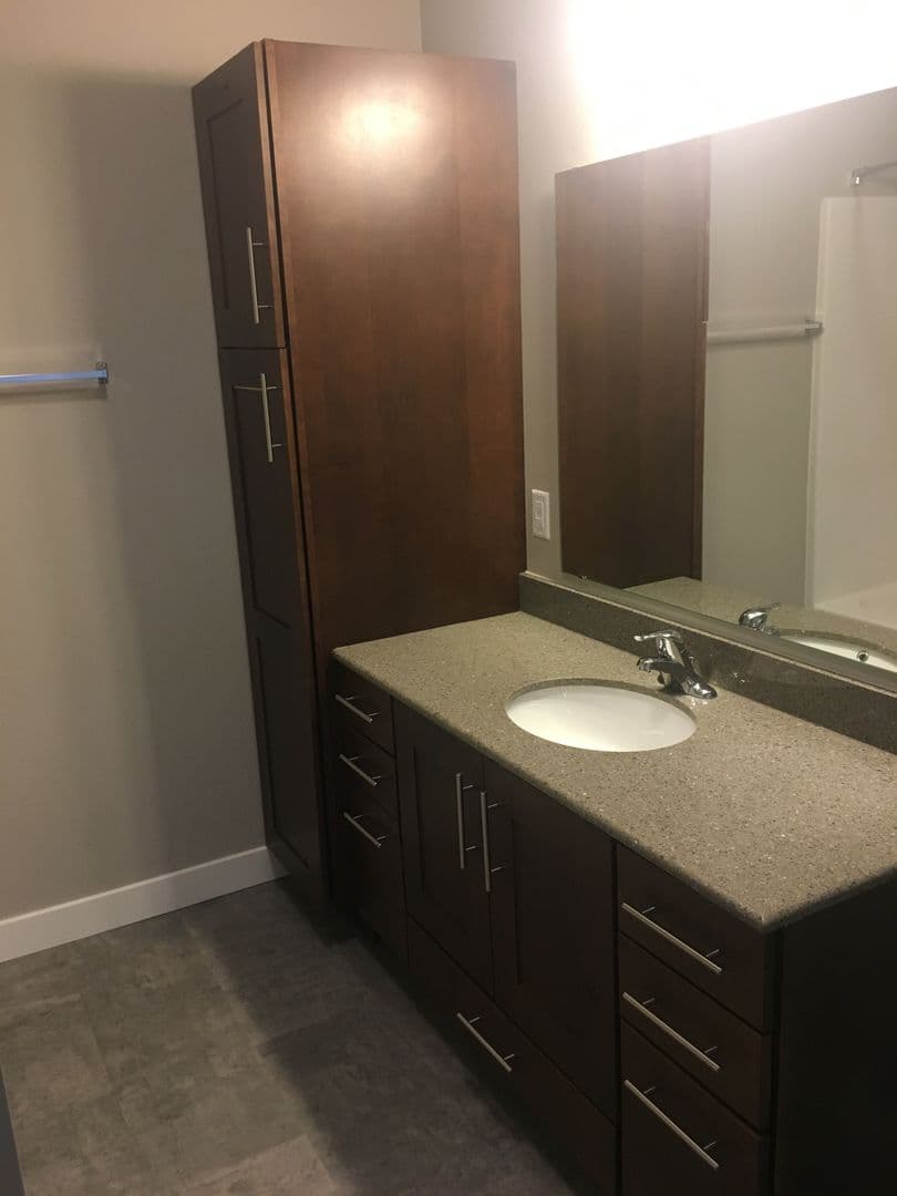 Fargo Apartment: 1632 51st St S