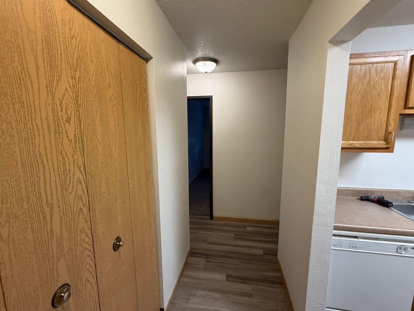 Moorhead Apartment: 1220 28th Ave S