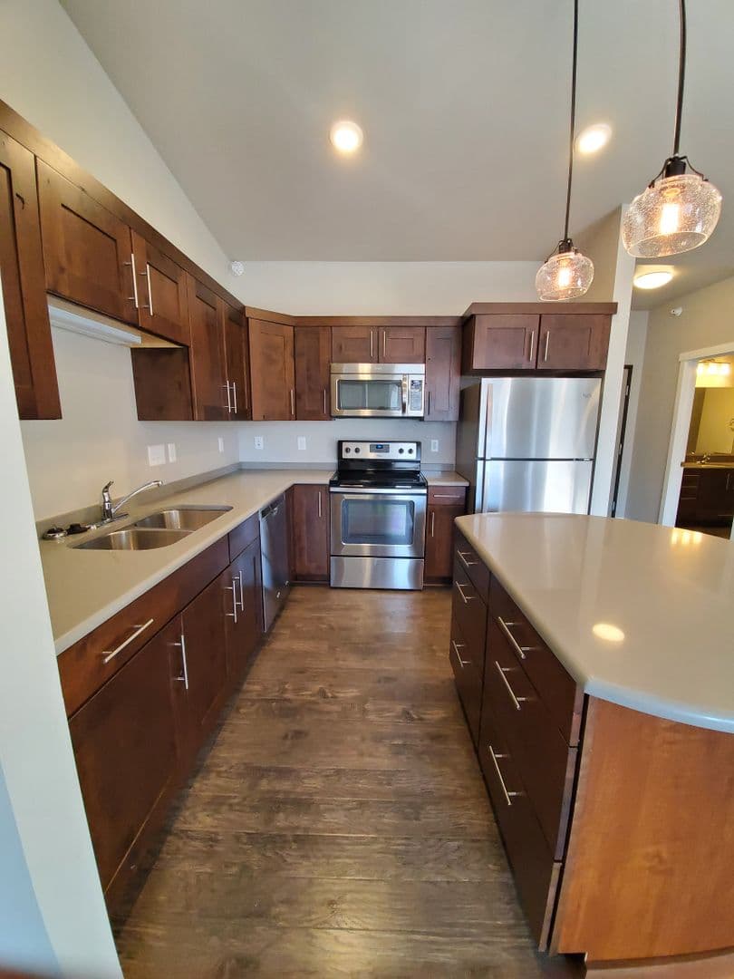 Fargo Apartment: 1632 51st St S