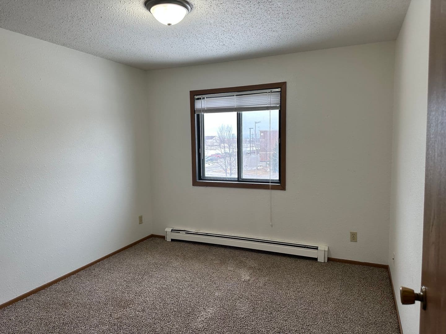 Fargo Apartment: 4602 16th Ave S