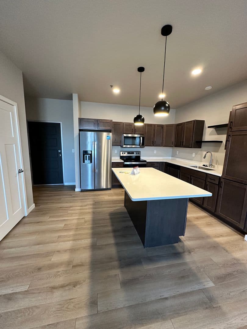 Fargo Apartment: 4711 45th St S