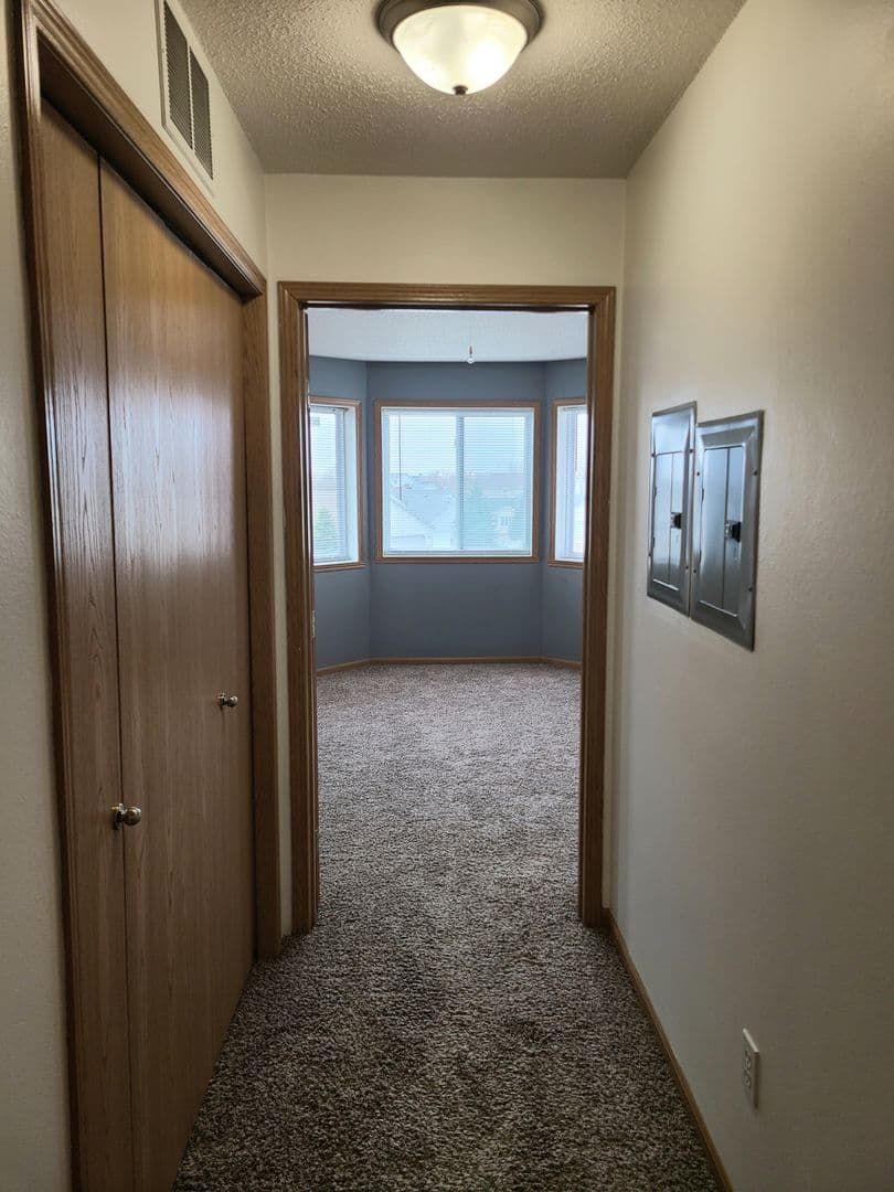 Fargo Apartment: 5002 16th Ave S