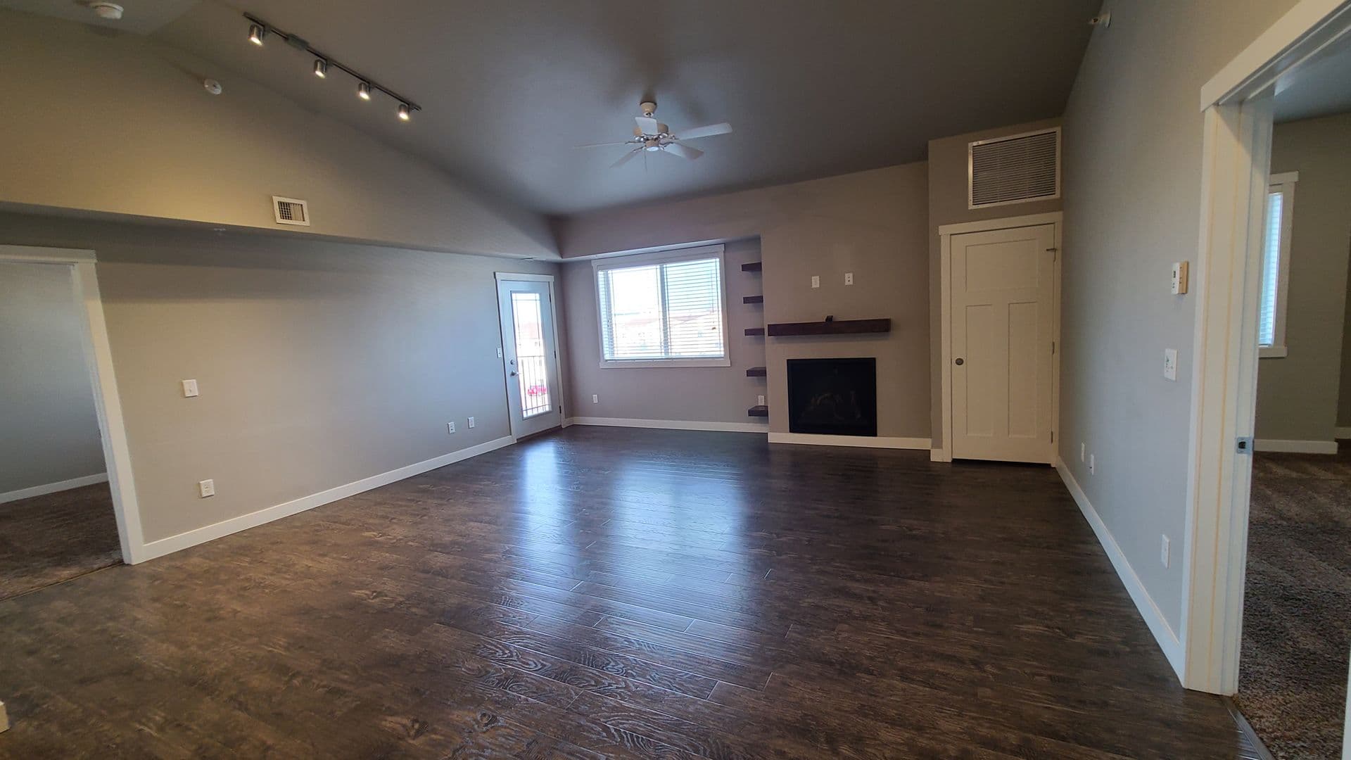 Fargo Apartment: 1632 51st St S