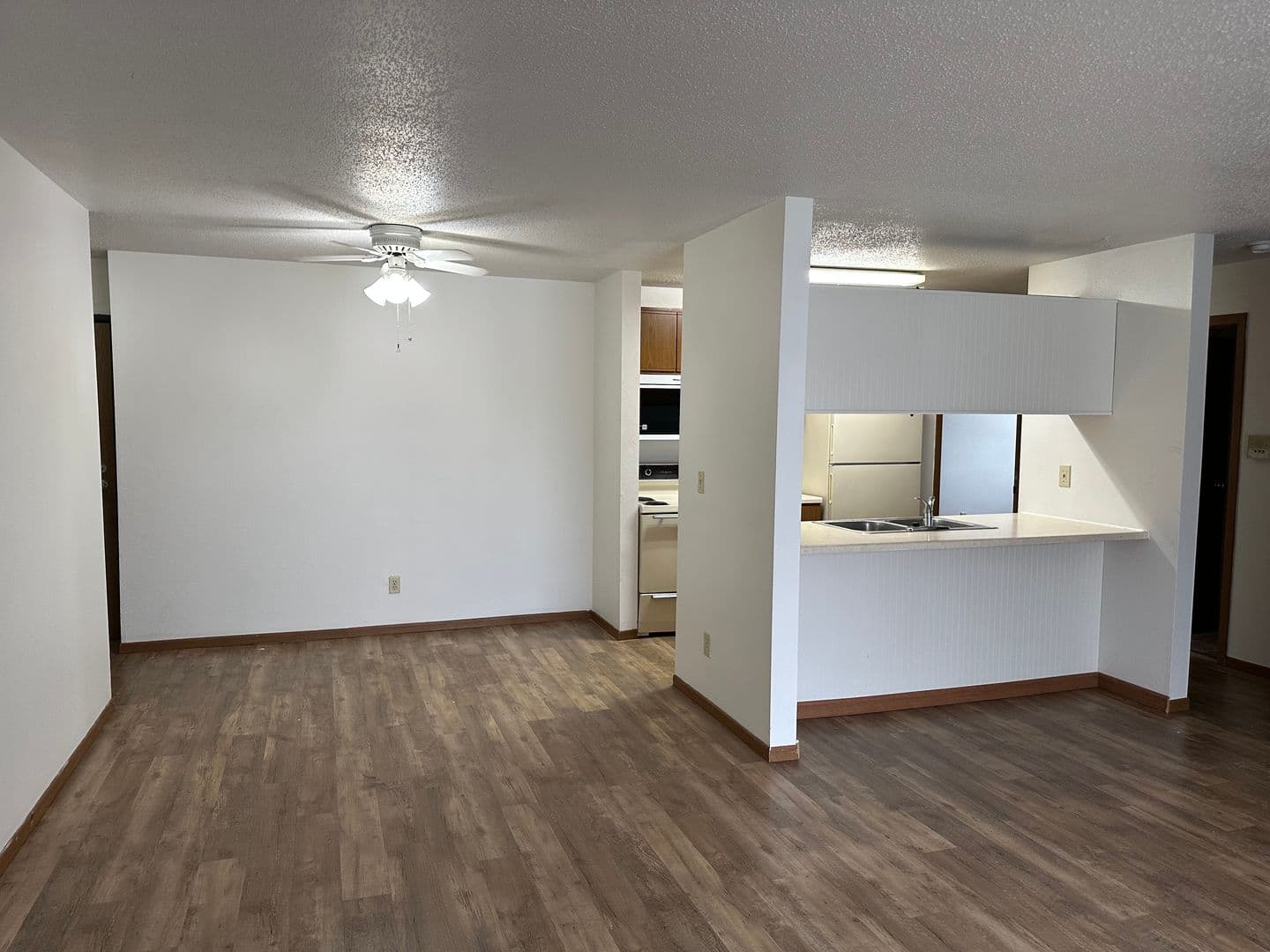 Fargo Apartment: 1602 47th St S