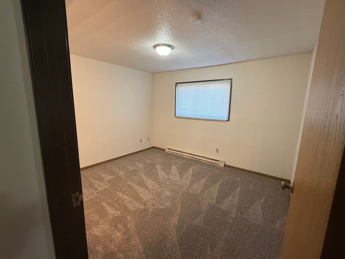 Moorhead Apartment: 1220 28th Ave S