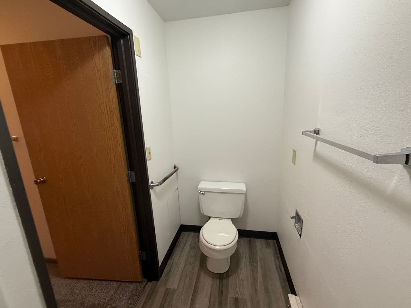Moorhead Apartment: 1220 28th Ave S