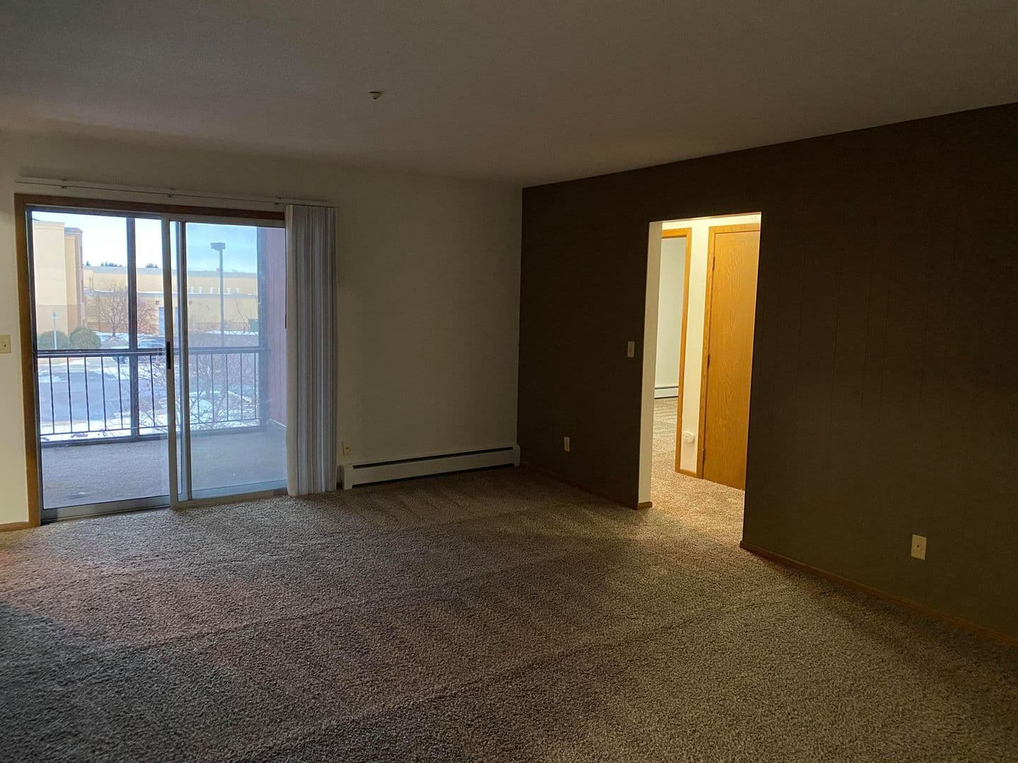 Moorhead Apartment: 2610 11th St S