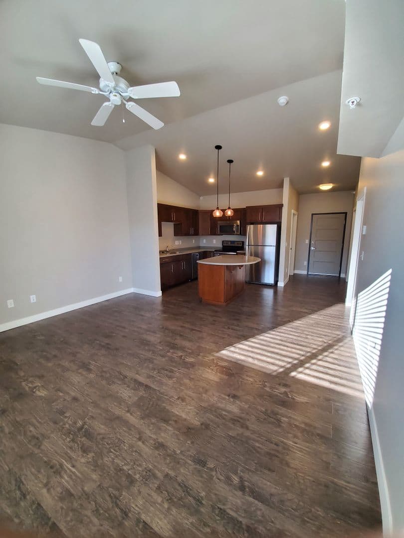 Fargo Apartment: 1632 51st St S