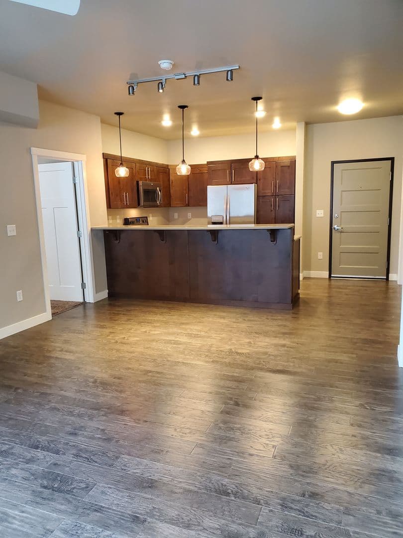 Fargo Apartment: 1632 51st St S