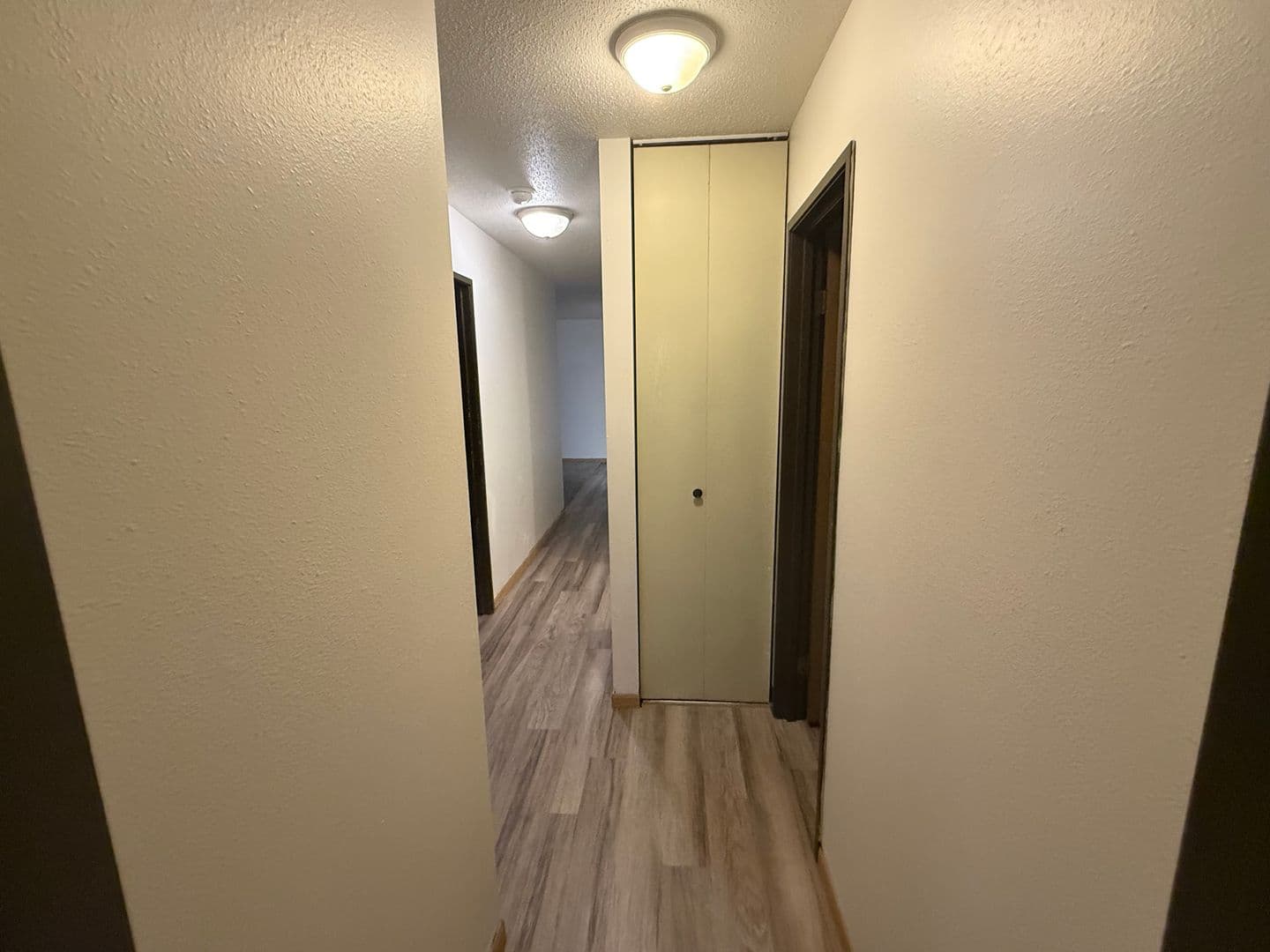 Moorhead Apartment: 1220 28th Ave S