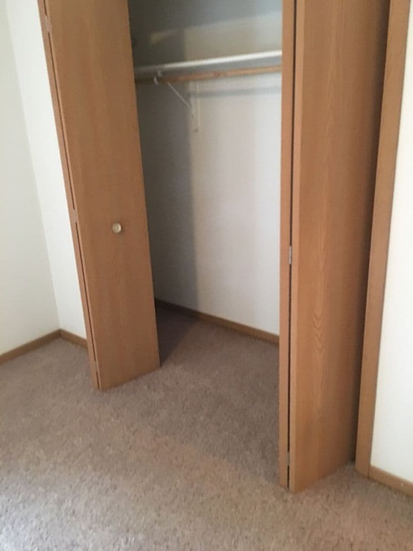 Moorhead Apartment: 1114 27th Ave S