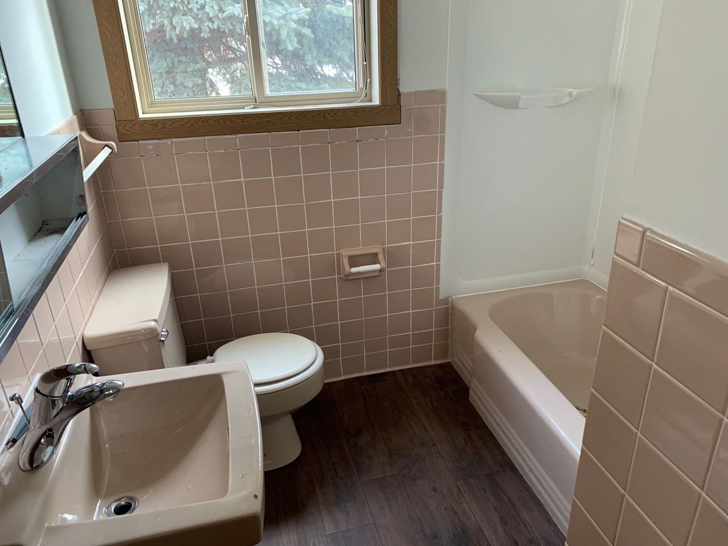 Moorhead Apartment: 924 24th Ave S