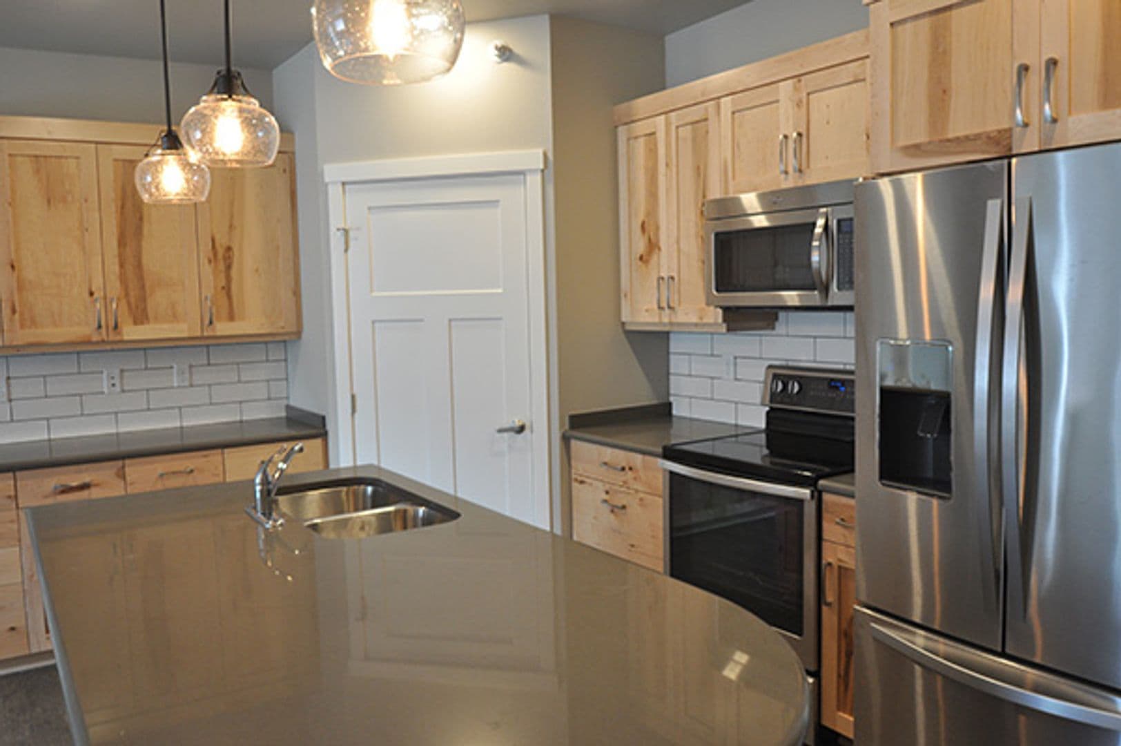 Fargo Apartment: 1632 51st St S